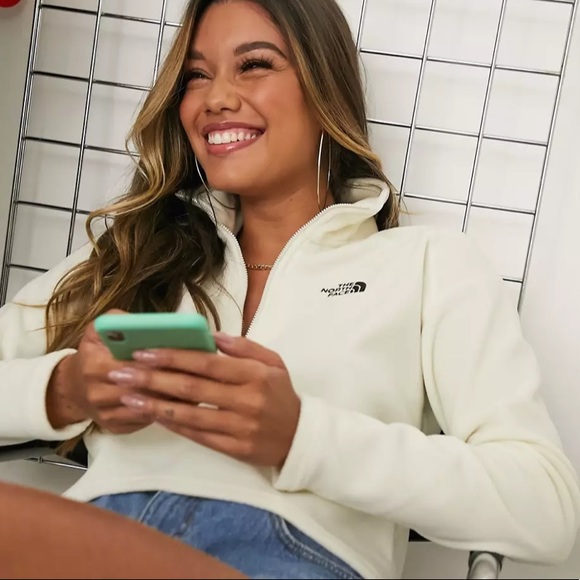 North Face cream quarter zip - Picture 4 of 4